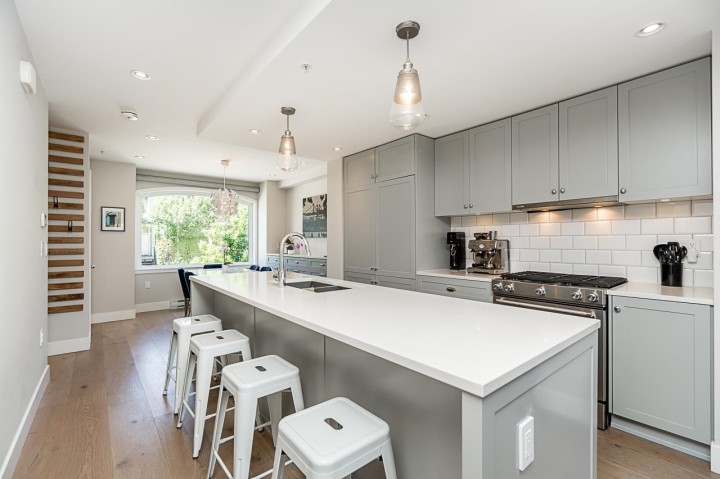 Photo 7 at 4320 Knight Street, Knight, Vancouver East