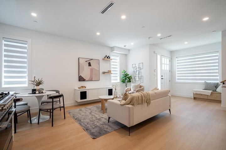 Photo 7 at 2103 E 33rd Avenue, Victoria VE, Vancouver East