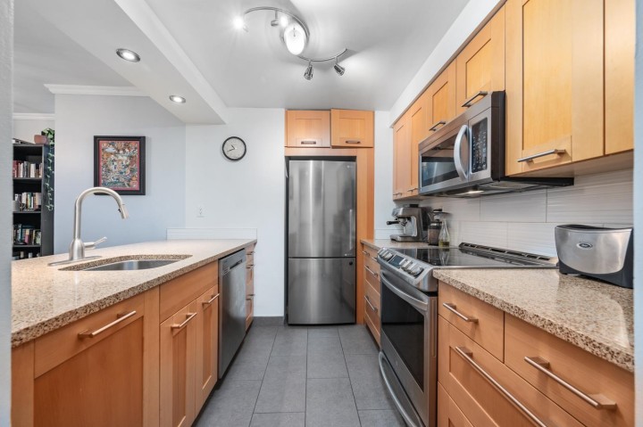 Photo 13 at 602 - 1270 Robson Street, West End VW, Vancouver West