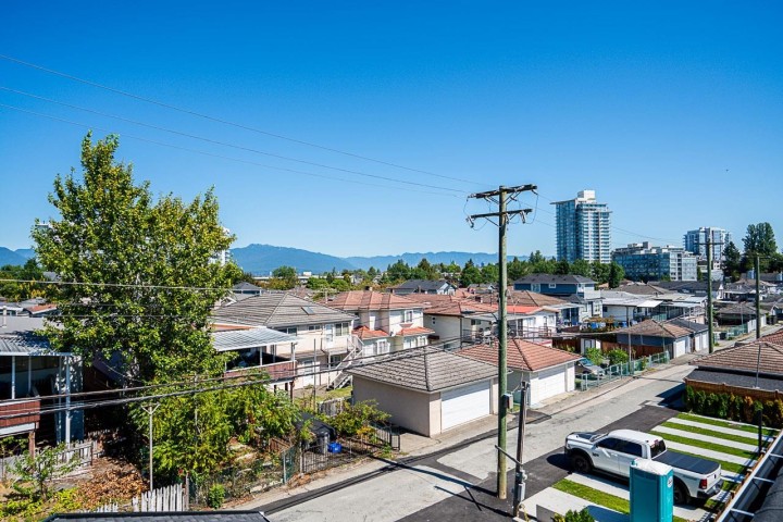 Photo 23 at 2107 E 33rd Avenue, Victoria VE, Vancouver East