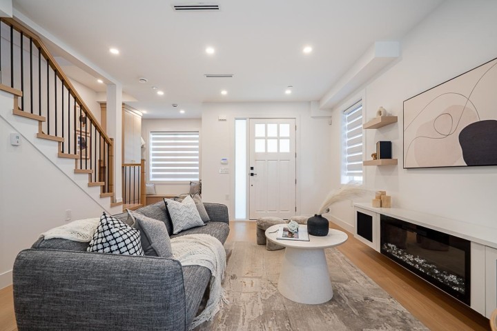 Photo 7 at 2107 E 33rd Avenue, Victoria VE, Vancouver East