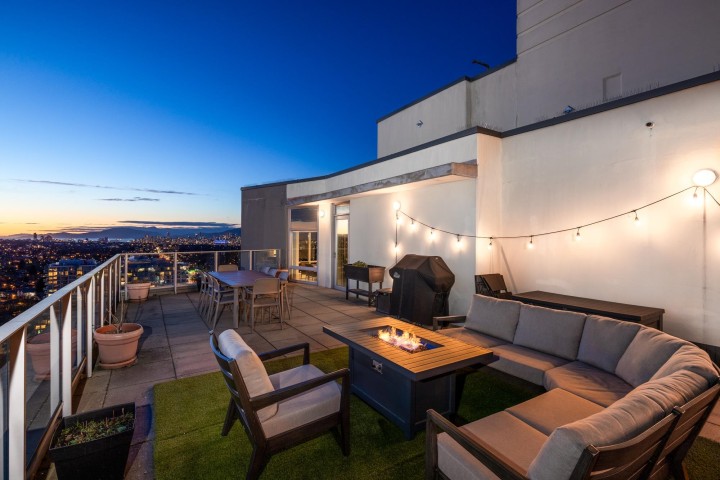 Photo 3 at PH3 - 4815 Eldorado Mews, Collingwood VE, Vancouver East