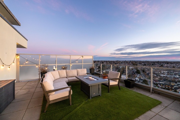 Photo 4 at PH3 - 4815 Eldorado Mews, Collingwood VE, Vancouver East