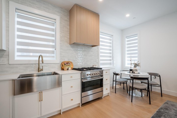 Photo 9 at 2103 E 33 Avenue, Victoria VE, Vancouver East