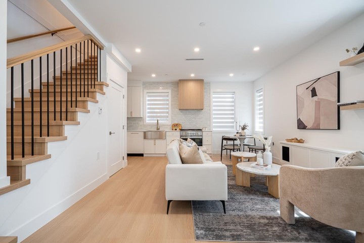 Photo 4 at 2103 E 33 Avenue, Victoria VE, Vancouver East