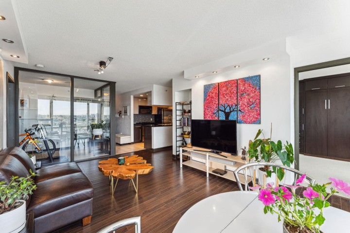 Photo 7 at 2201 - 1408 Strathmore Mews, Yaletown, Vancouver West