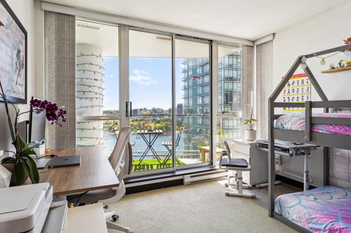 Photo 15 at 2201 - 1408 Strathmore Mews, Yaletown, Vancouver West