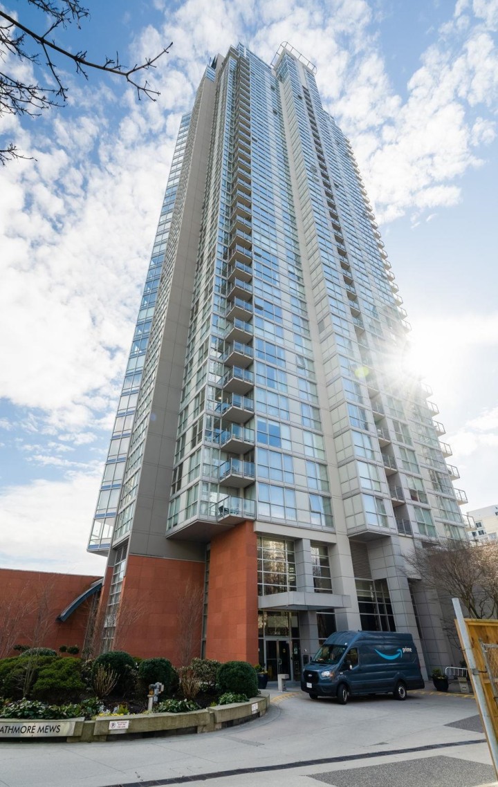 Photo 4 at 2201 - 1408 Strathmore Mews, Yaletown, Vancouver West