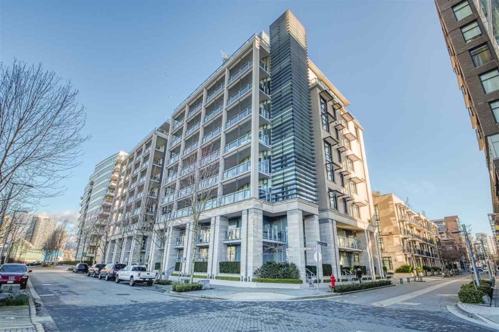 Photo 1 at 310 - 1616 Columbia Street, False Creek, Vancouver West