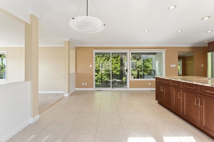 Photo 12 at 3908 Blantyre Place, Roche Point, North Vancouver