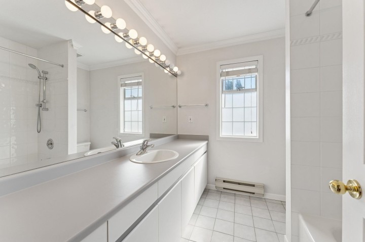 Photo 22 at 3908 Blantyre Place, Roche Point, North Vancouver