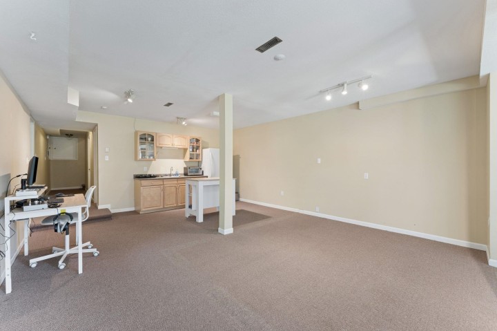 Photo 29 at 3908 Blantyre Place, Roche Point, North Vancouver