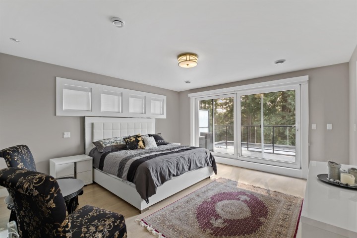 Photo 13 at 1033 Prospect Avenue, Canyon Heights NV, North Vancouver