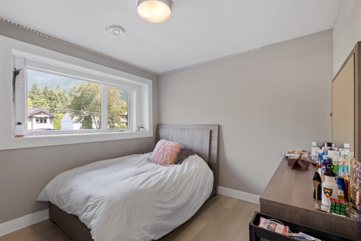 Photo 17 at 1033 Prospect Avenue, Canyon Heights NV, North Vancouver