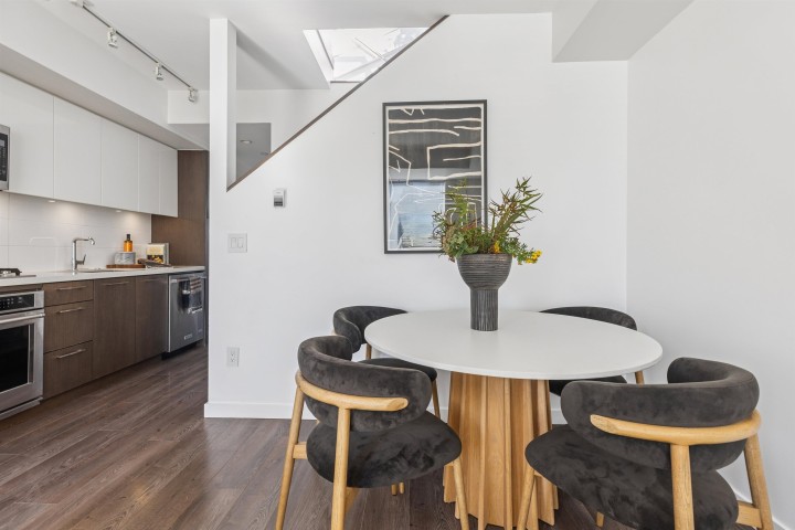 Photo 8 at 605 - 417 Great Northern Way, Strathcona, Vancouver East