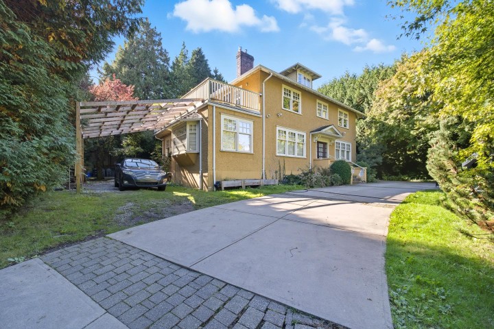Photo 2 at 1350 W 15th Avenue, Shaughnessy, Vancouver West