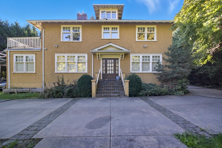 Photo 3 at 1350 W 15th Avenue, Shaughnessy, Vancouver West
