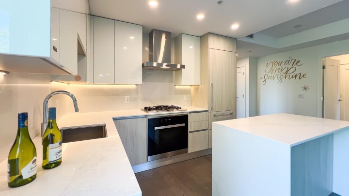 Photo 6 at 402 - 488 W 58th Avenue, South Cambie, Vancouver West