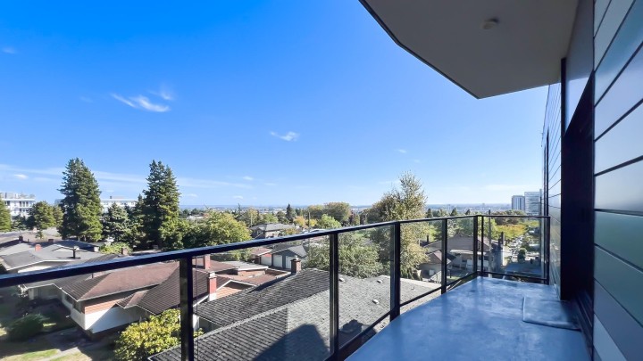 Photo 19 at 402 - 488 W 58th Avenue, South Cambie, Vancouver West