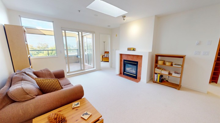 Photo 5 at 408 - 1688 E 4th Avenue, Grandview Woodland, Vancouver East