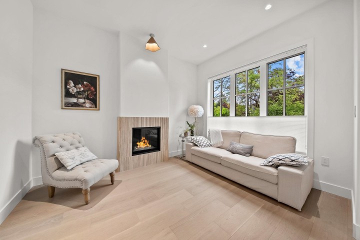 Photo 8 at 3227 W 35th Avenue, MacKenzie Heights, Vancouver West