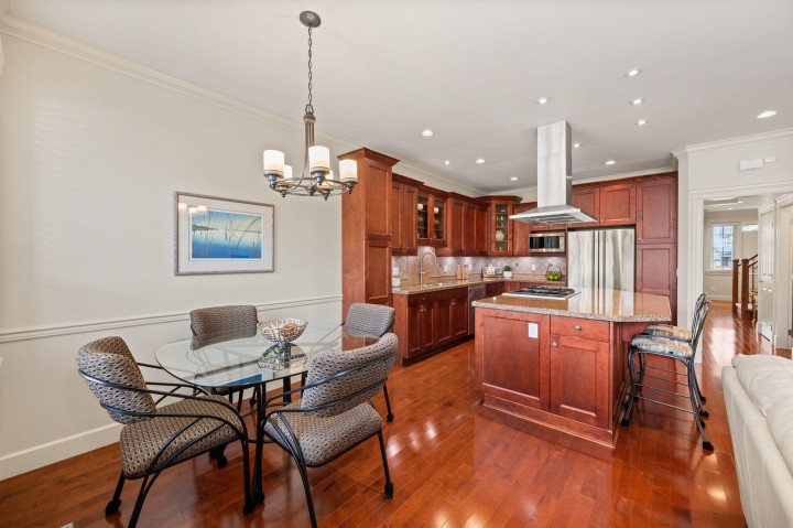 Photo 15 at 336 E 12th Street, Central Lonsdale, North Vancouver