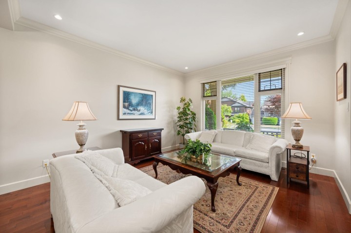 Photo 4 at 336 E 12th Street, Central Lonsdale, North Vancouver