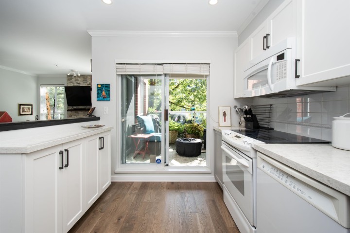 Photo 10 at 104 - 128 W 8th Street, Central Lonsdale, North Vancouver