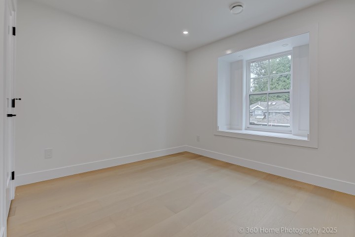 Photo 16 at 3252 Allan Road, Lynn Valley, North Vancouver