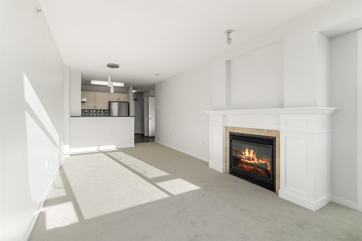 Photo 11 at 715 - 2799 Yew Street, Kitsilano, Vancouver West