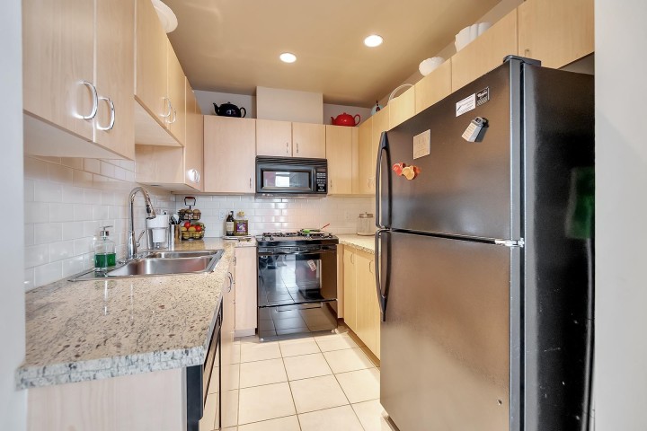 Photo 12 at 1403 - 120 W 16th Street, Central Lonsdale, North Vancouver