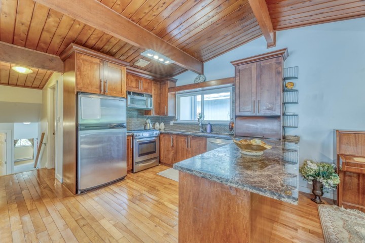 Photo 11 at 3410 Mount Seymour Parkway, Northlands, North Vancouver