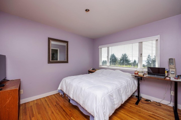 Photo 22 at 1249 Nepal Crescent, Ambleside, West Vancouver