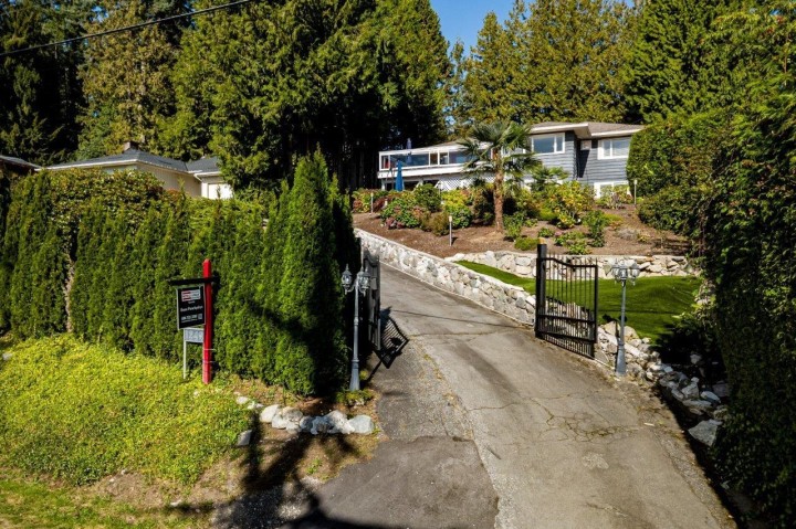 Photo 34 at 1249 Nepal Crescent, Ambleside, West Vancouver