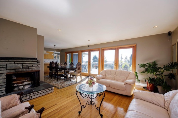 Photo 15 at 1249 Nepal Crescent, Ambleside, West Vancouver