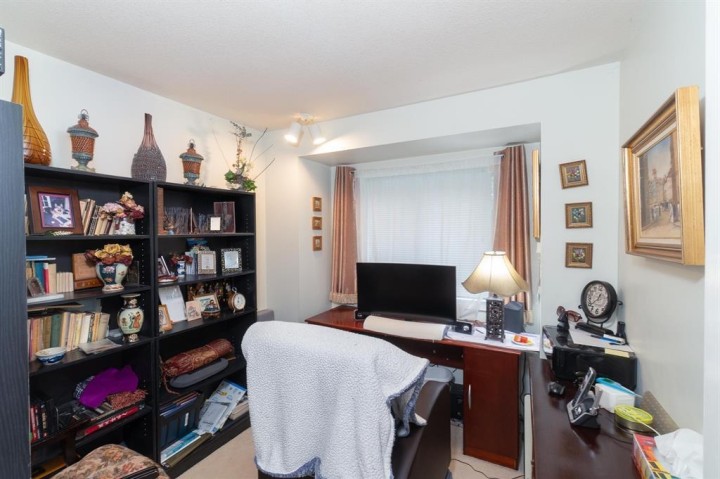 Photo 13 at 100 E Kensington Road, Upper Lonsdale, North Vancouver