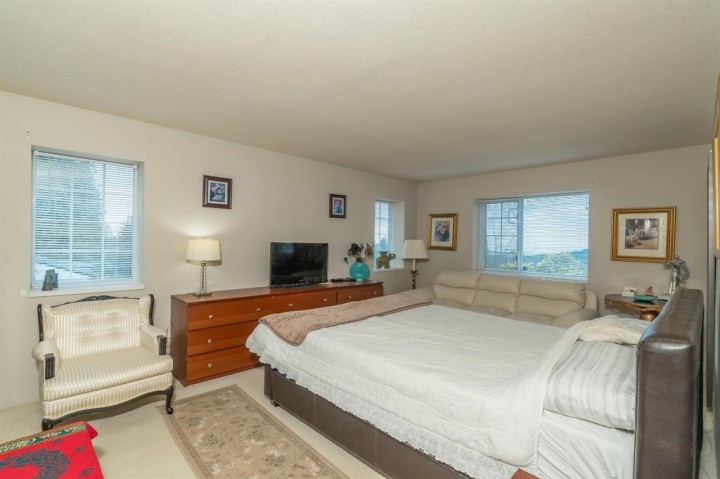 Photo 17 at 100 E Kensington Road, Upper Lonsdale, North Vancouver