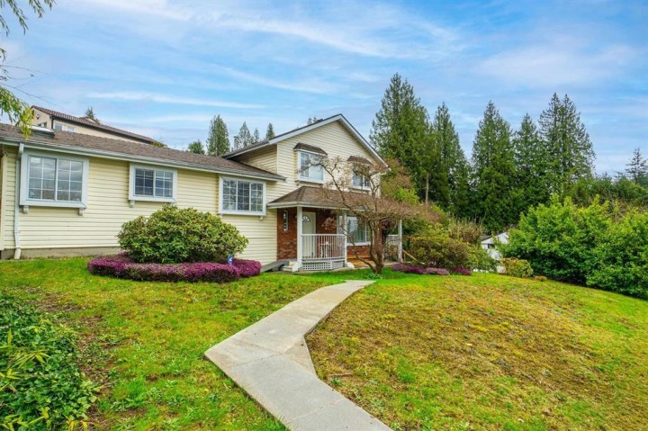 Photo 26 at 100 E Kensington Road, Upper Lonsdale, North Vancouver