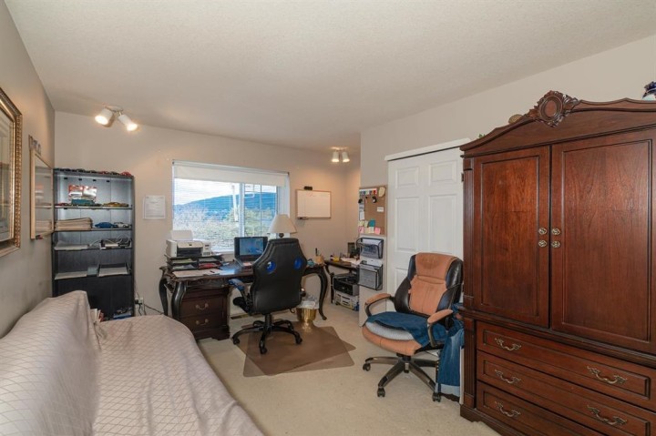Photo 14 at 100 E Kensington Road, Upper Lonsdale, North Vancouver