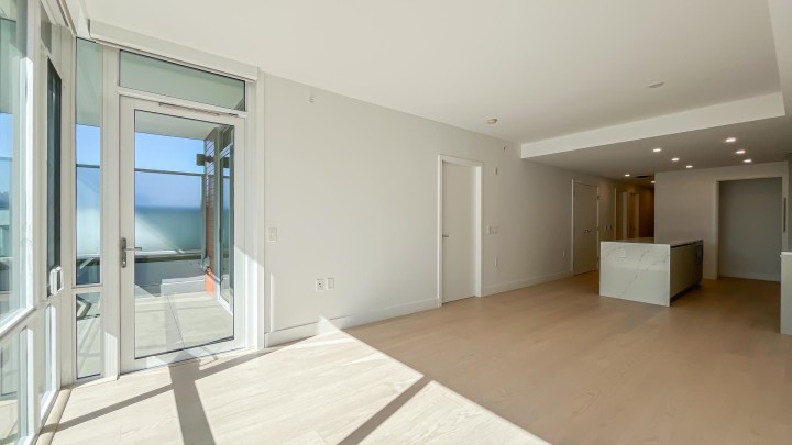 Photo 8 at 205 - 1331 Marine Drive, Ambleside, West Vancouver