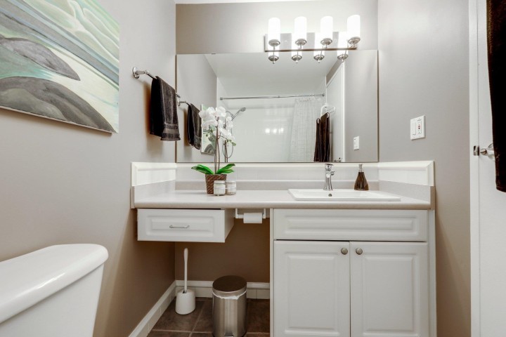 Photo 16 at 302 - 330 E 1st Street, Lower Lonsdale, North Vancouver