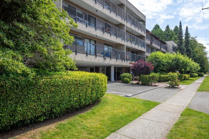 Photo 22 at 302 - 330 E 1st Street, Lower Lonsdale, North Vancouver