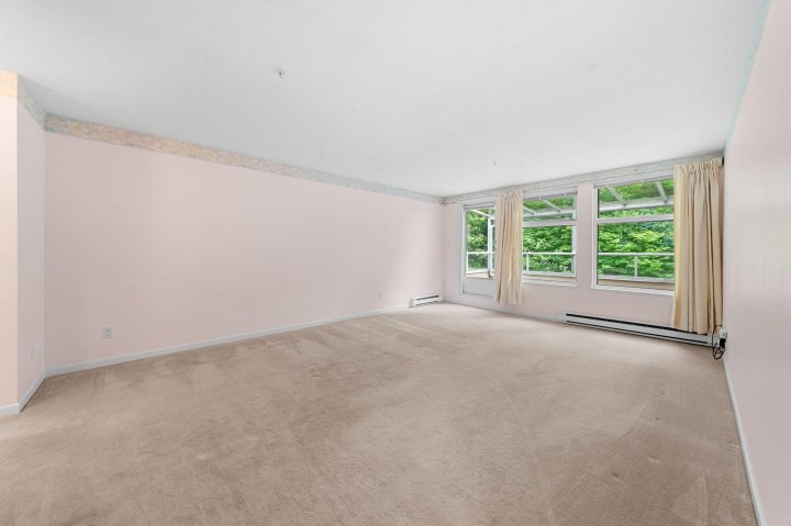 Photo 26 at 13 - 2425 Edgemont Boulevard, Mosquito Creek, North Vancouver