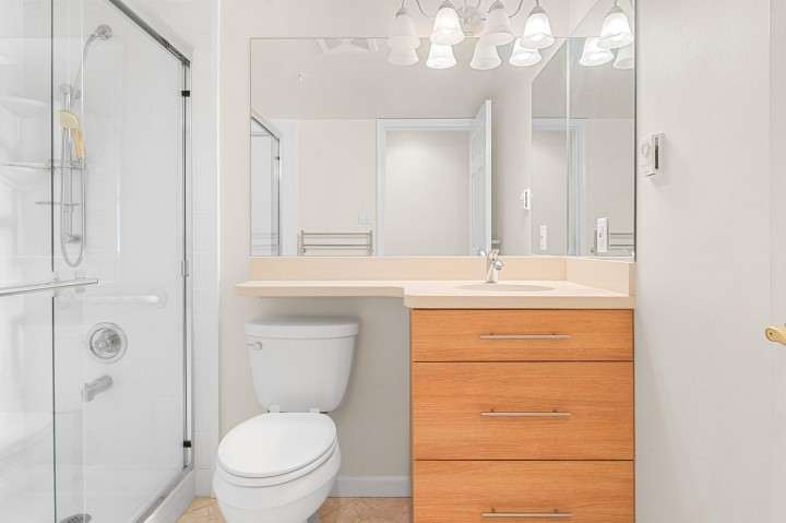 Photo 35 at 13 - 2425 Edgemont Boulevard, Mosquito Creek, North Vancouver