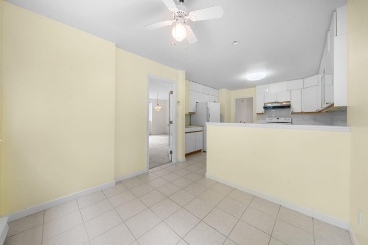 Photo 21 at 13 - 2425 Edgemont Boulevard, Mosquito Creek, North Vancouver