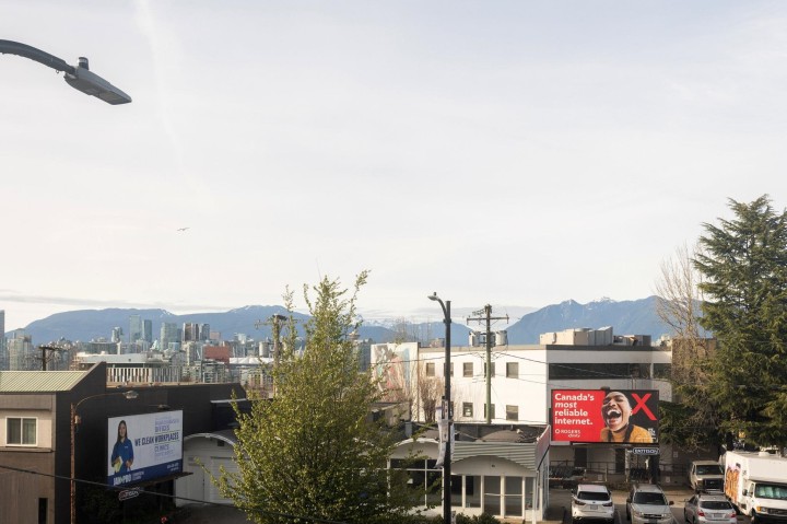 Photo 16 at 213 - 2511 Quebec Street, Mount Pleasant VE, Vancouver East