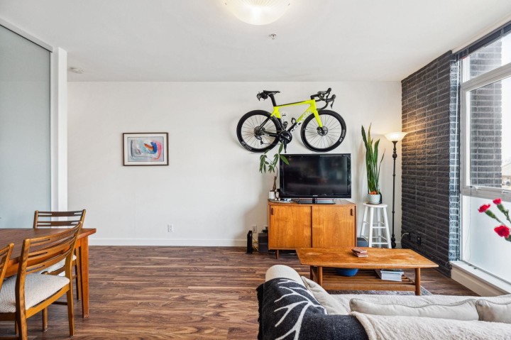 Photo 7 at 213 - 2511 Quebec Street, Mount Pleasant VE, Vancouver East