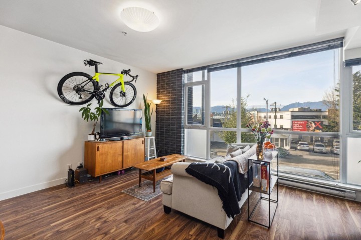 Photo 1 at 213 - 2511 Quebec Street, Mount Pleasant VE, Vancouver East