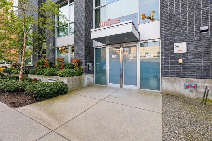 Photo 21 at 213 - 2511 Quebec Street, Mount Pleasant VE, Vancouver East