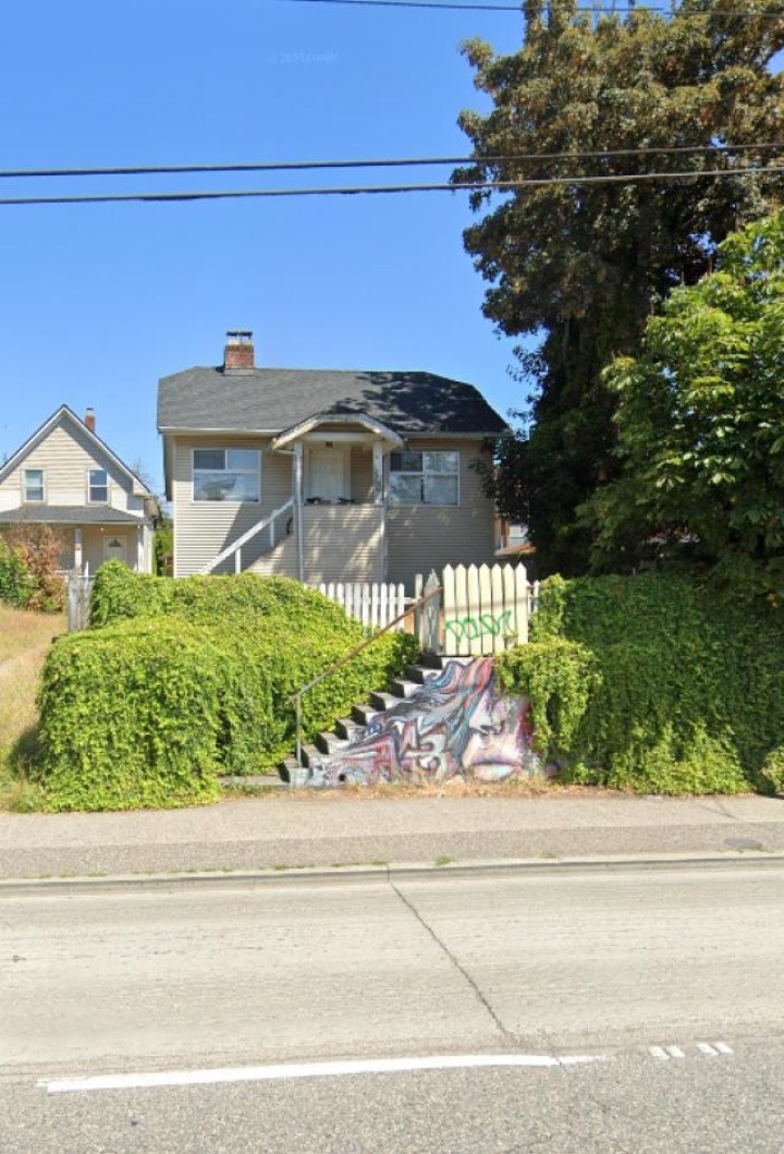 Photo 7 at 1237 E Broadway, Mount Pleasant VE, Vancouver East